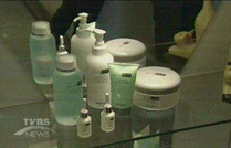 奈米結合化妝品  準博士賺上億